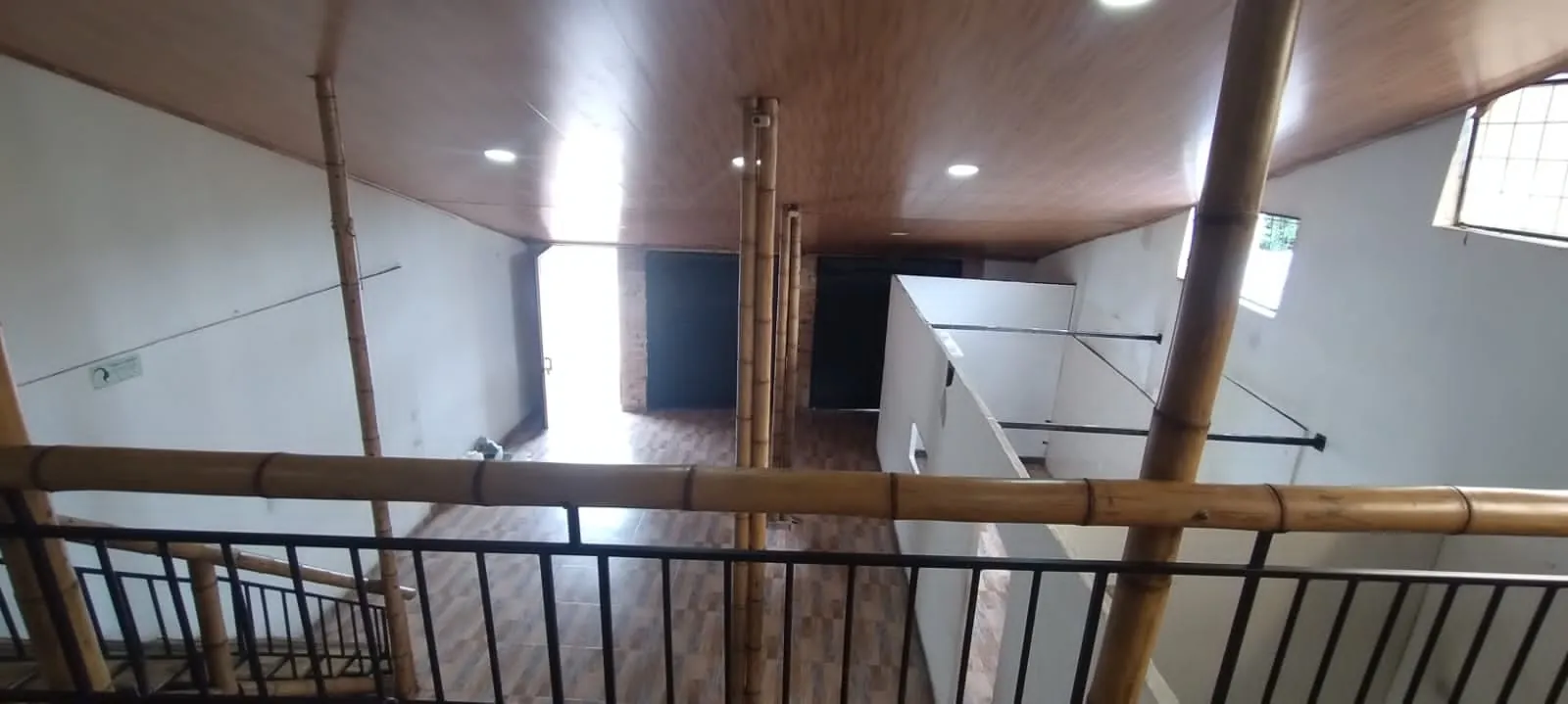 Local en Arriendo - Carrera 7, 155,0 m² (foto 4) — CREBI