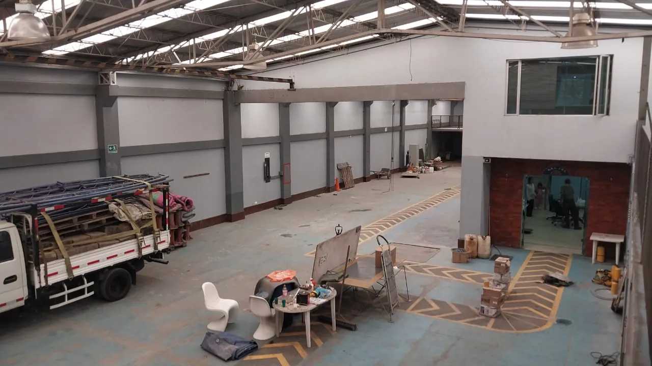 Bodega en Venta en Puente Grande, Bogotá ciudad, 1600,0 m² (foto 2) — CREBI