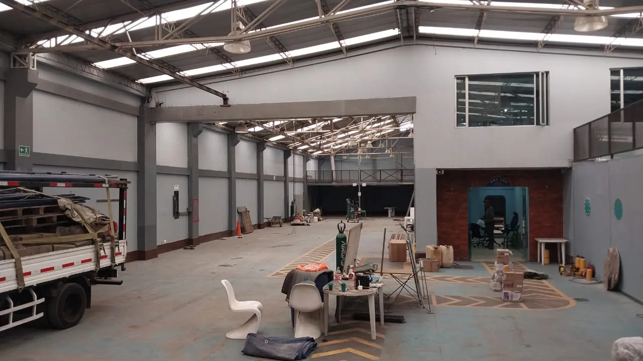 Bodega en Venta en Puente Grande, Bogotá ciudad, 1600,0 m² — CREBI
