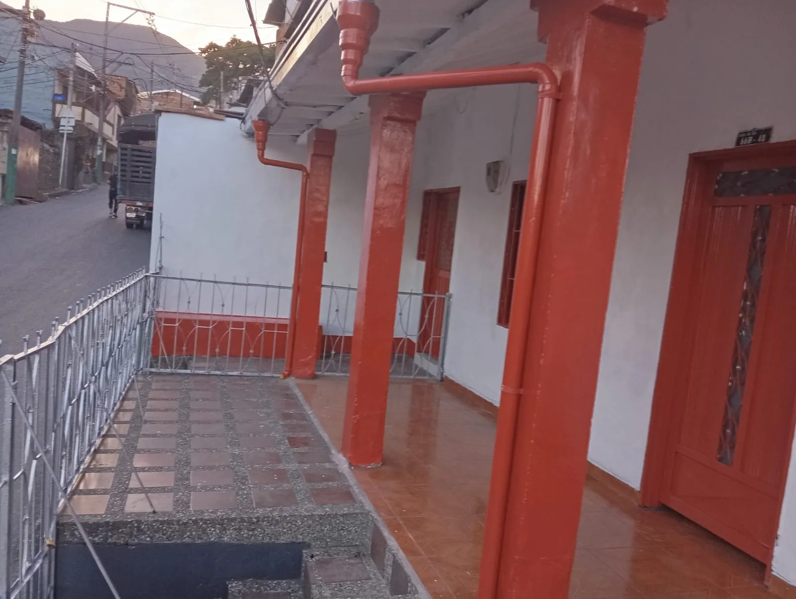 Lote en Venta en Calle 48 Sur, Medellín, 372,0 m² — CREBI