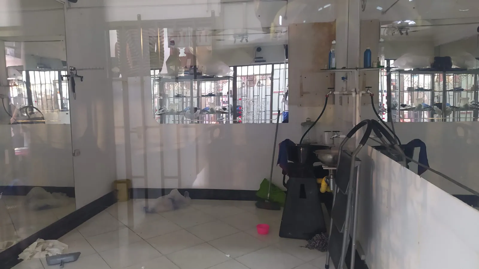 Local en Venta en Mosquera, 12,0 m² — CREBI