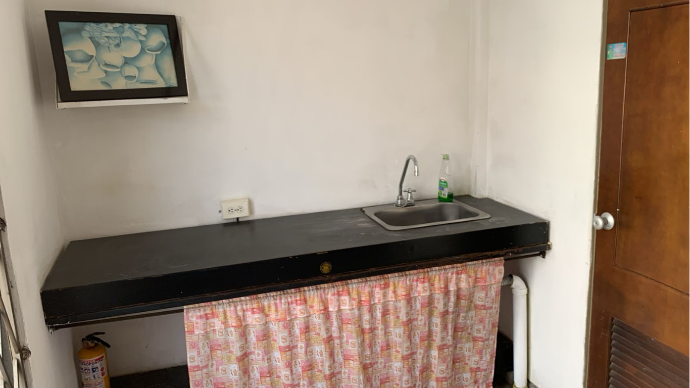 Bodega en Arriendo - Atanasio Girardot, Calle 33H, 366,61 m² (foto 5) — CREBI