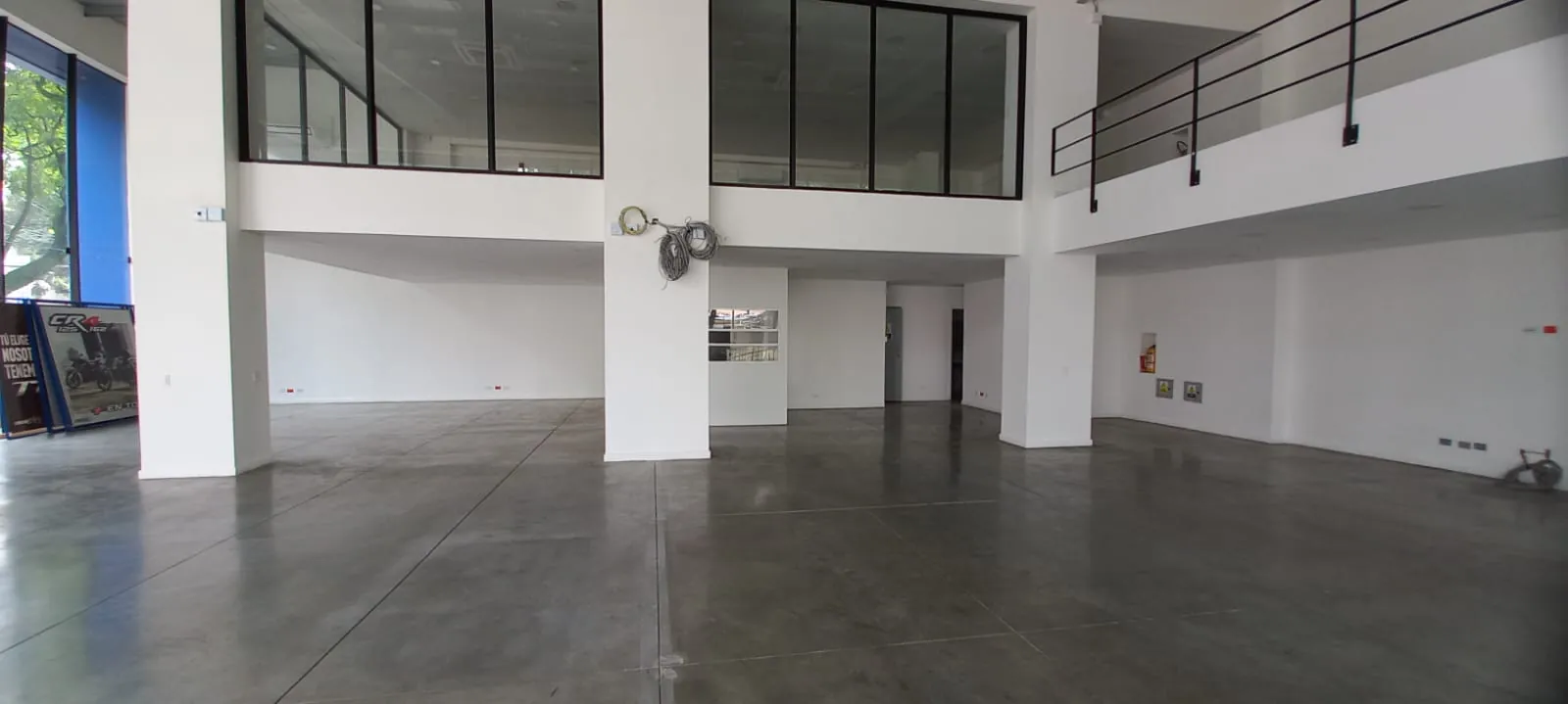 Local en Arriendo - Avenida 6 Bis Norte, Santa Mónica Residencial, Comuna 2, Cali ciudad, Cali, Sur, Valle del Cauca, RAP Pacífico, 760046, Colombia, 360,0 m² (foto 14) — CREBI