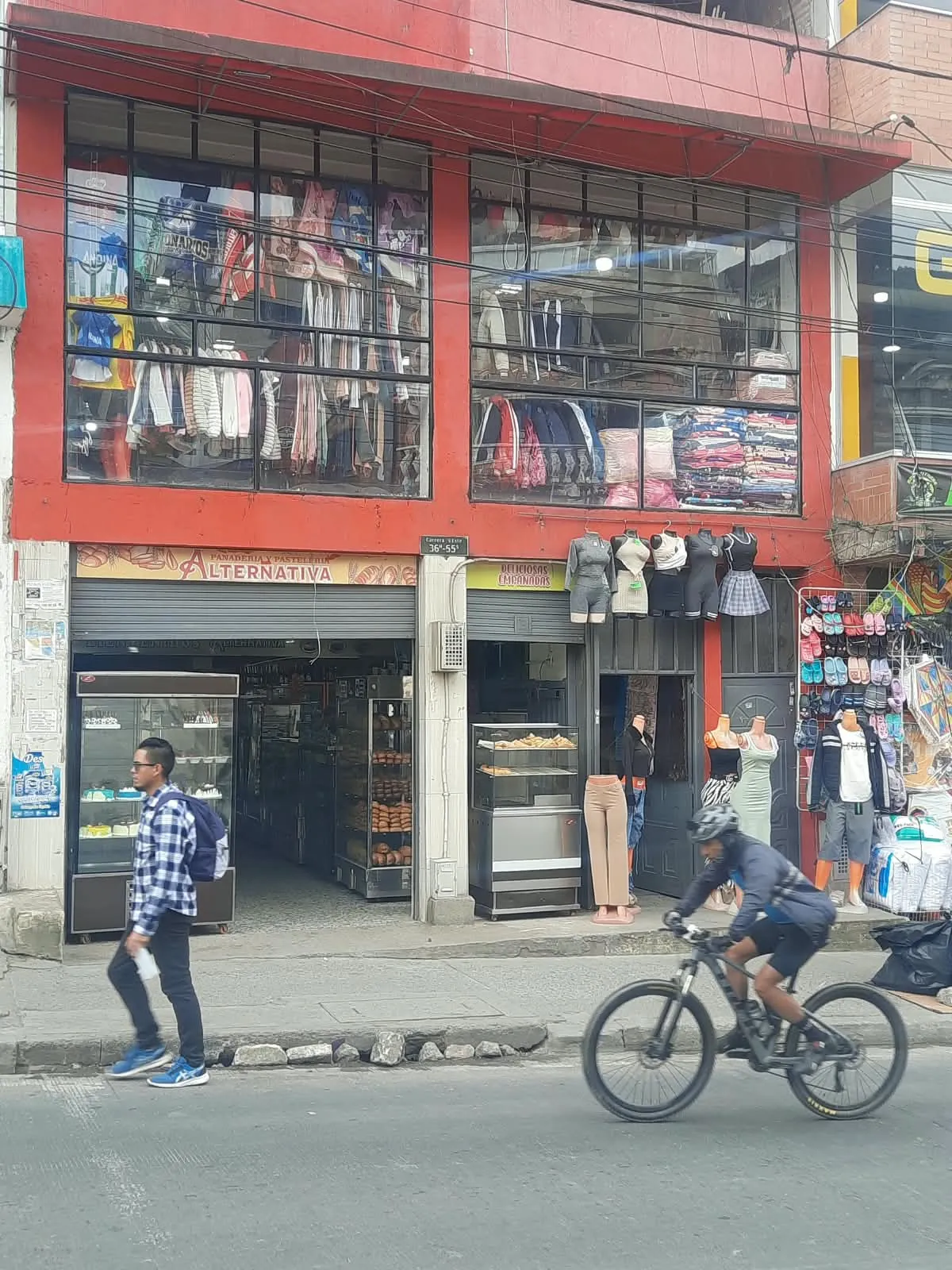 Local en Arriendo en La Y, Bogotá ciudad, 150,0 m² — CREBI
