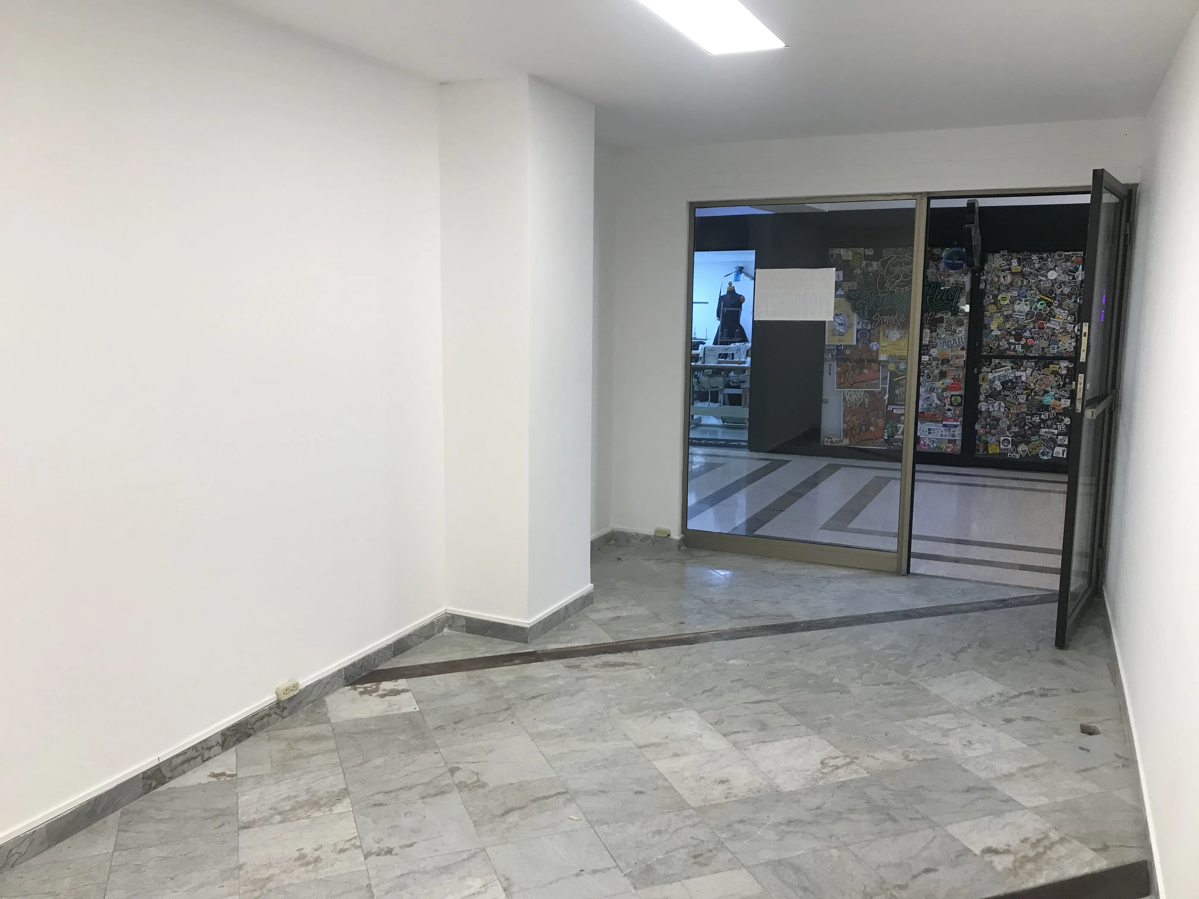 Local en Venta en UPZs de Bogotá, Bogotá, 15,4 m² (foto 4) — CREBI