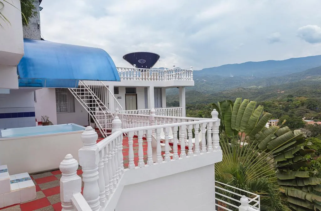 Hotel en Venta en El Balso, Melgar, 1400,0 m² (foto 2) — CREBI