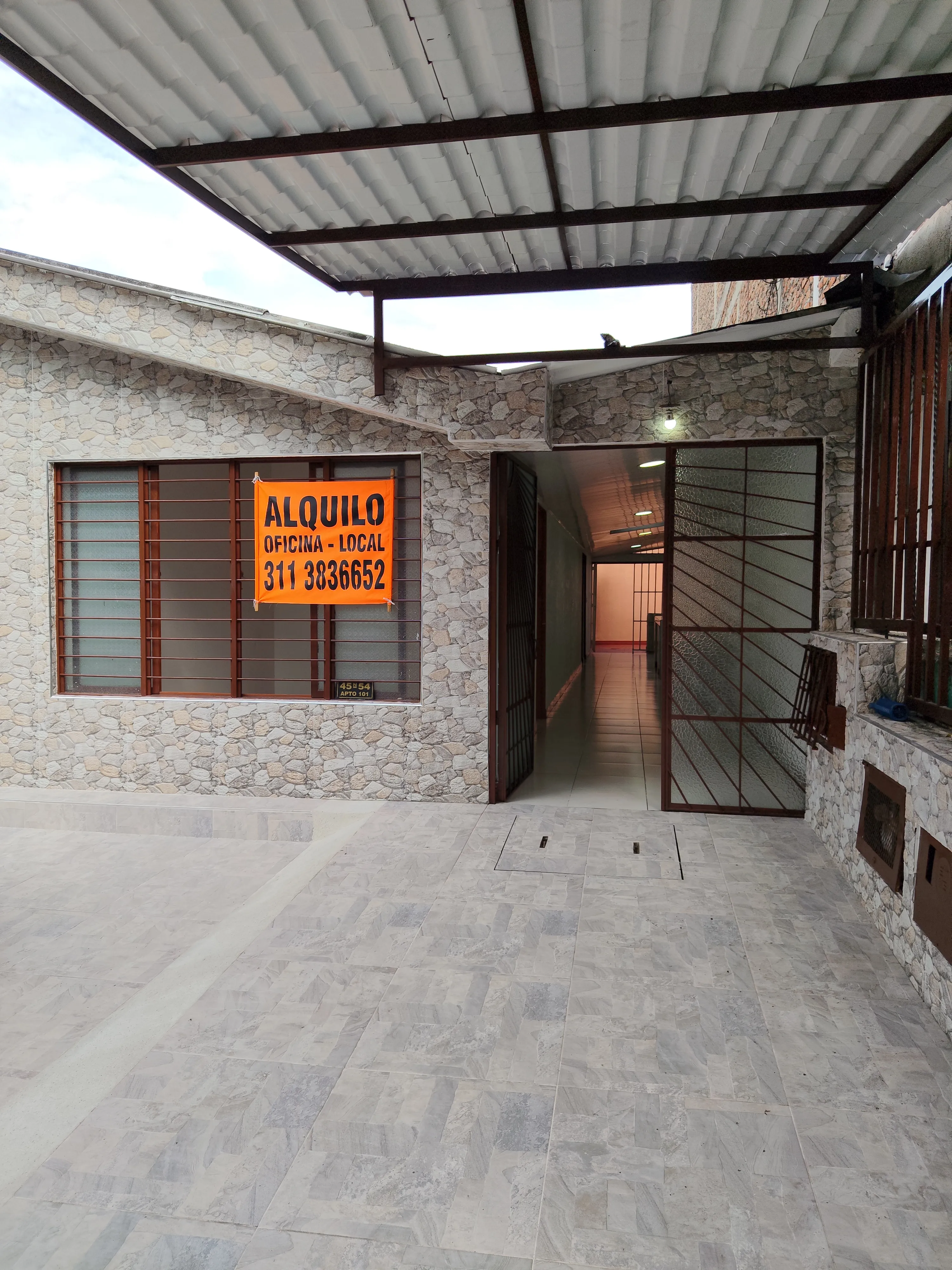 Oficina  en Arriendo - Cali, Vipasa Avenida 4 Norte, 66,0 m² — CREBI