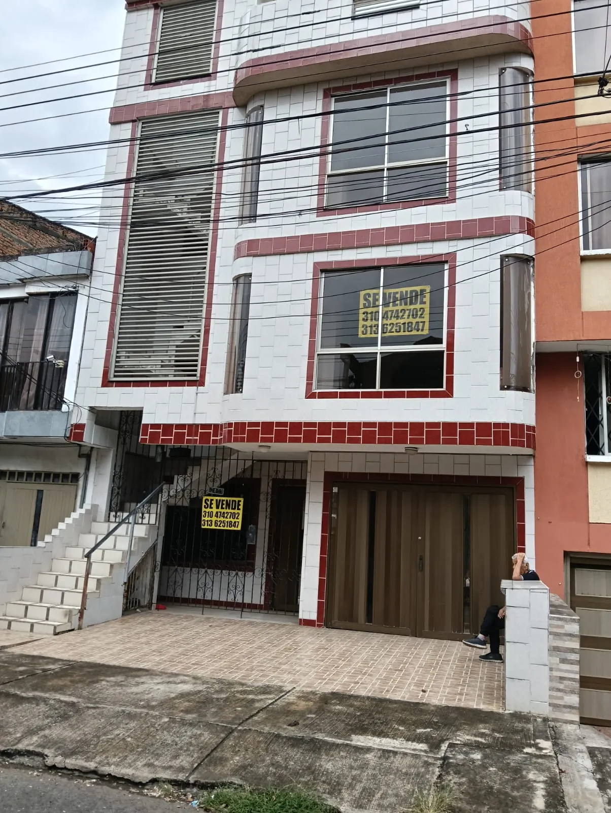 Edificio en Venta - Primero de Mayo, Carrera 52, 140,0 m² — CREBI