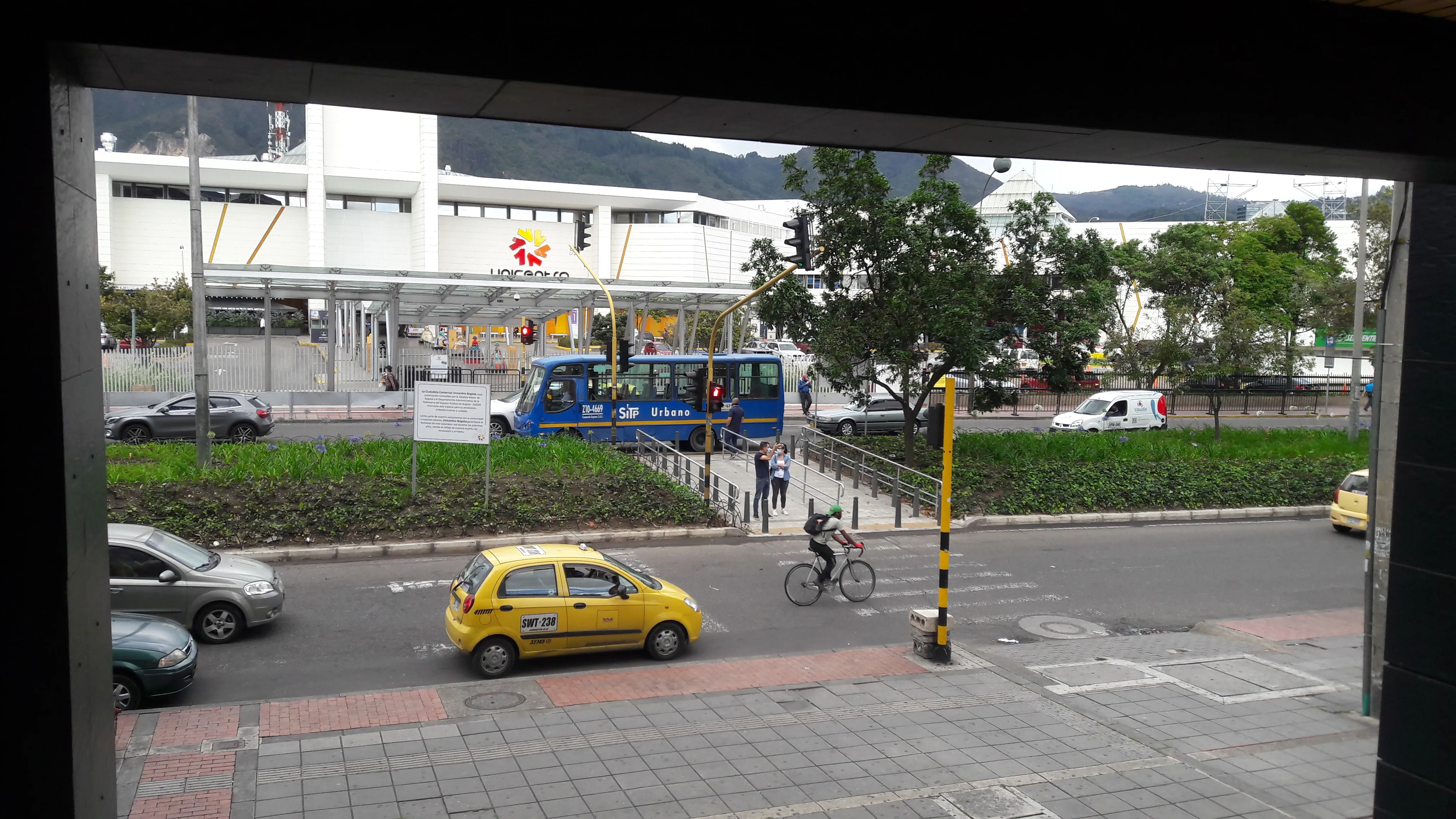 Local en Venta en Santa Barbara Occidental, Bogotá ciudad, 28,0 m² (foto 8) — CREBI