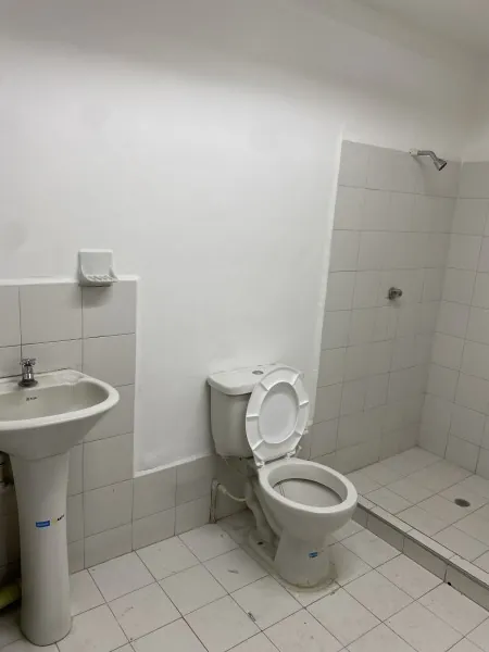 Bodega en Arriendo - Cali ciudad, San Pedro MIO, 460,0 m² (foto 8) — CREBI