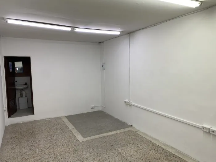 Bodega en Arriendo - Cali ciudad, San Pedro MIO, 460,0 m² (foto 6) — CREBI