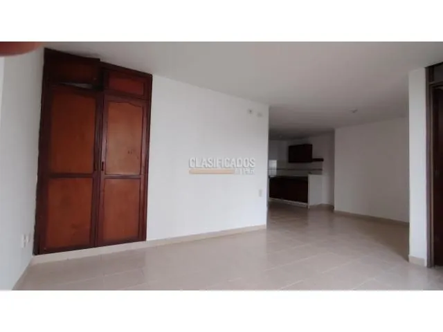 Multifamily en Venta - Cali, Ciudad Jardín Calle 14, 756,0 m² (foto 4) — CREBI