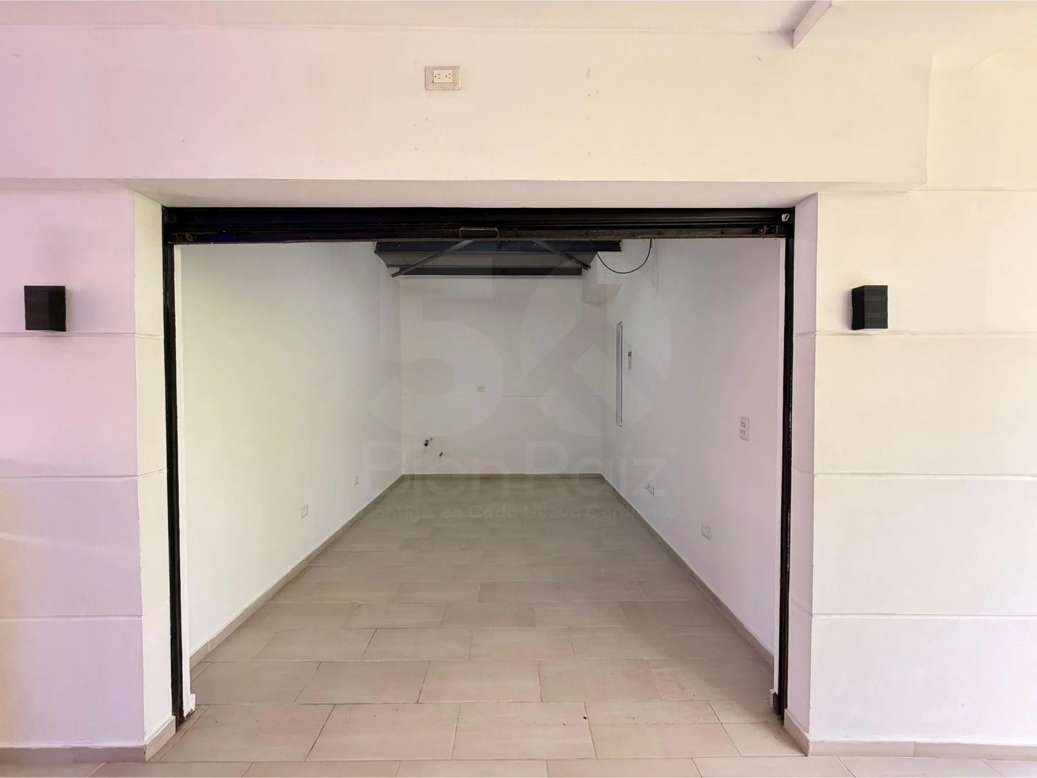 Local en Arriendo - AMCO, Area Metropolitana Centro Occidente, 15,0 m² (foto 4) — CREBI