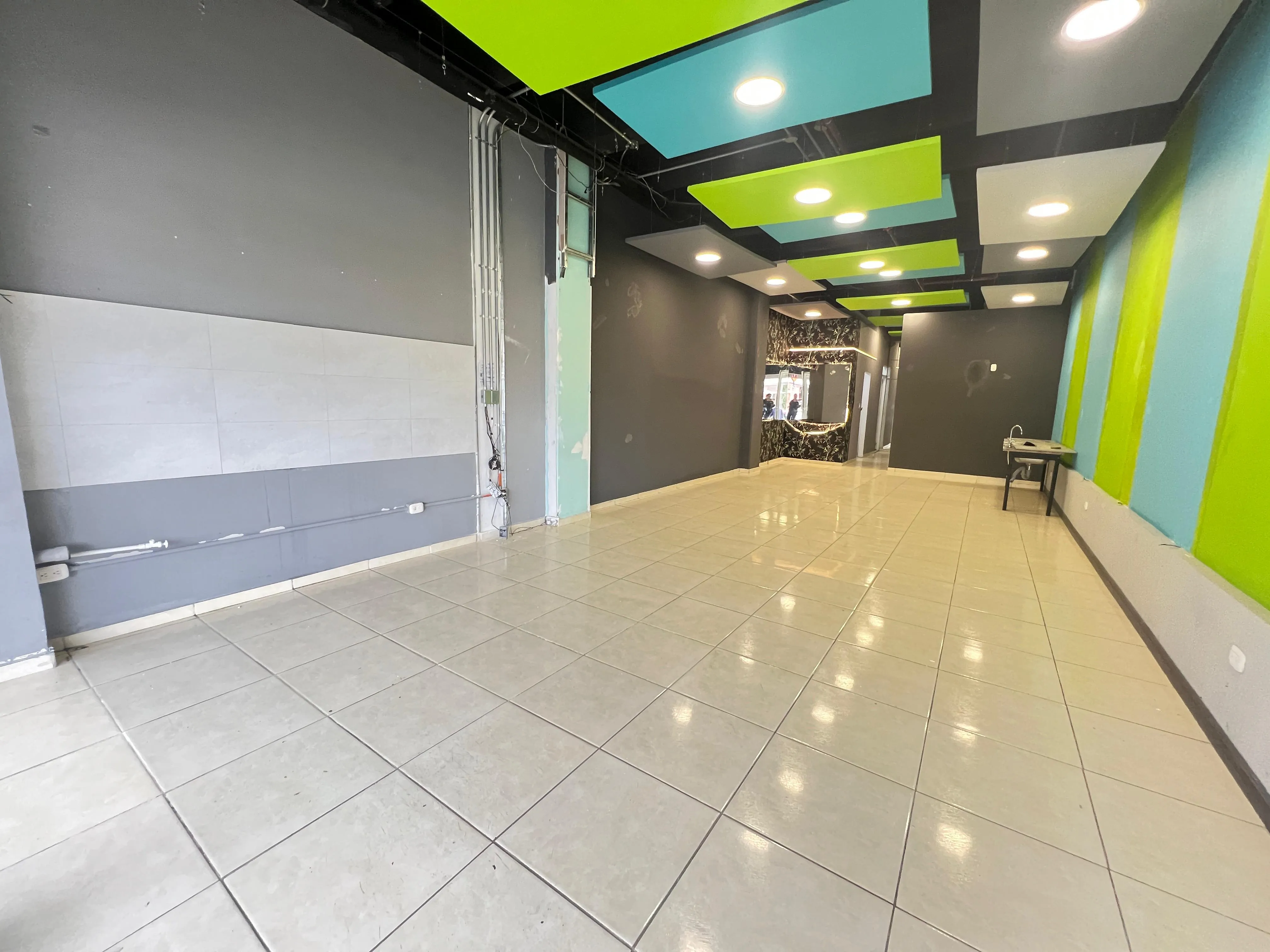 Local en Arriendo - Pereira, Esperanza Galicia, 77,0 m² (foto 3) — CREBI