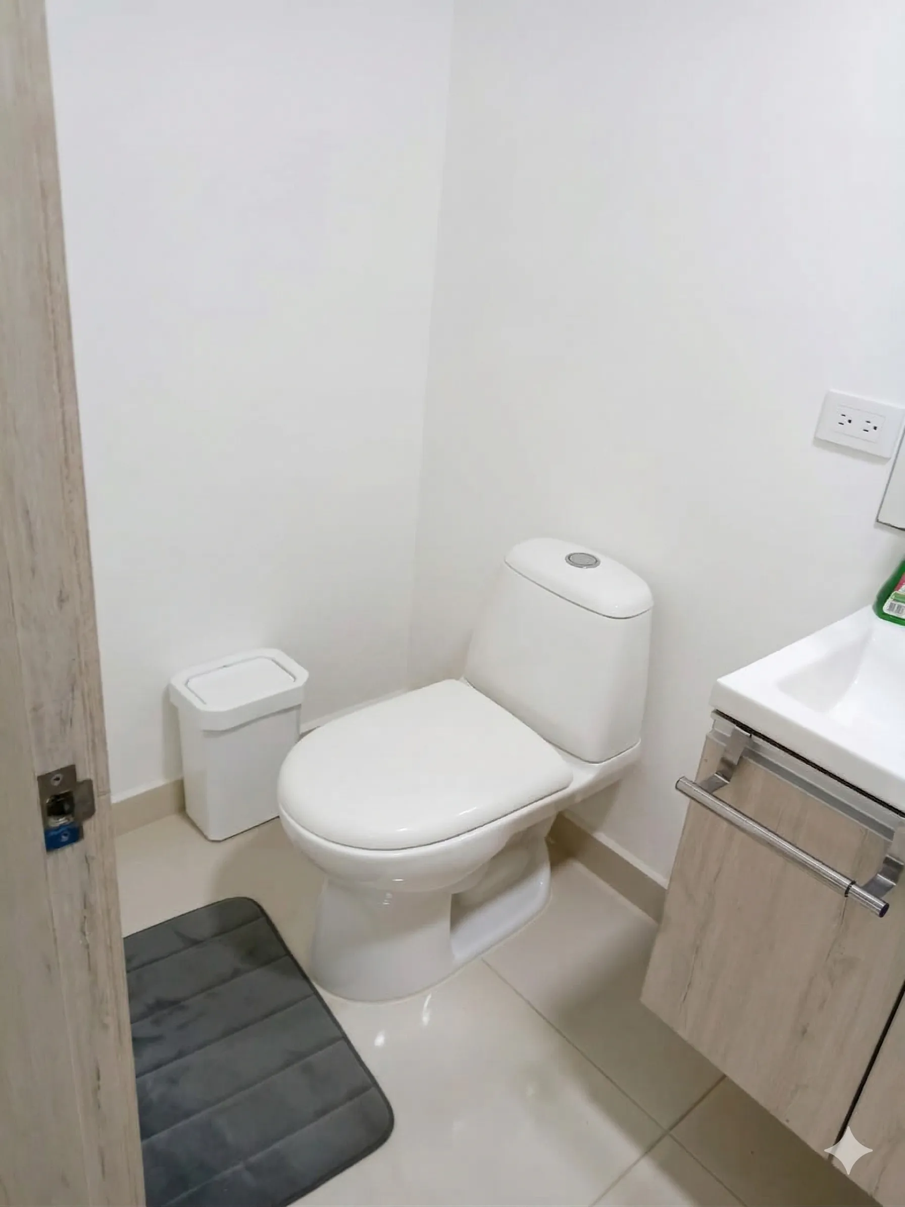 Oficina  en Arriendo - Carrera 62, Pampalinda, Comuna 19, Cali ciudad, Cali, Sur, Valle del Cauca, RAP Pacífico, 760040, Colombia, 31,1 m² (foto 10) — CREBI