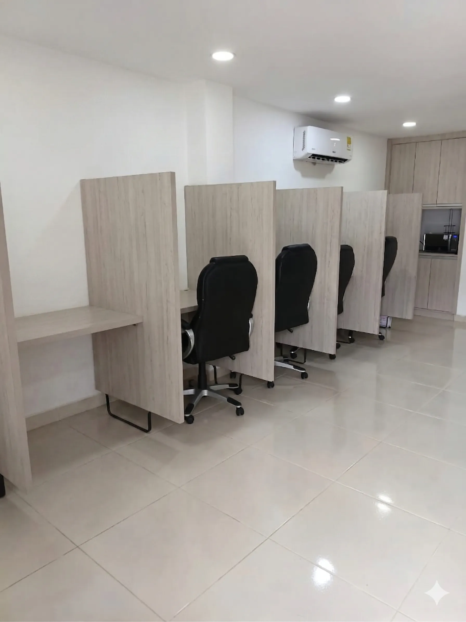 Oficina  en Arriendo - Carrera 62, Pampalinda, Comuna 19, Cali ciudad, Cali, Sur, Valle del Cauca, RAP Pacífico, 760040, Colombia, 31,1 m² (foto 2) — CREBI