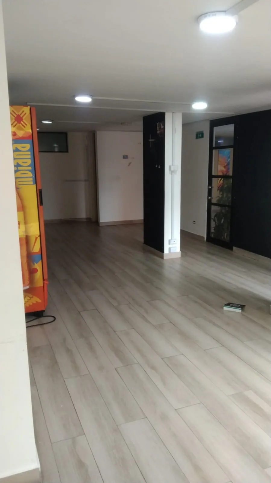 Local en Arriendo en Cedro Bolívar, Bogotá ciudad, 30,0 m² (foto 3) — CREBI