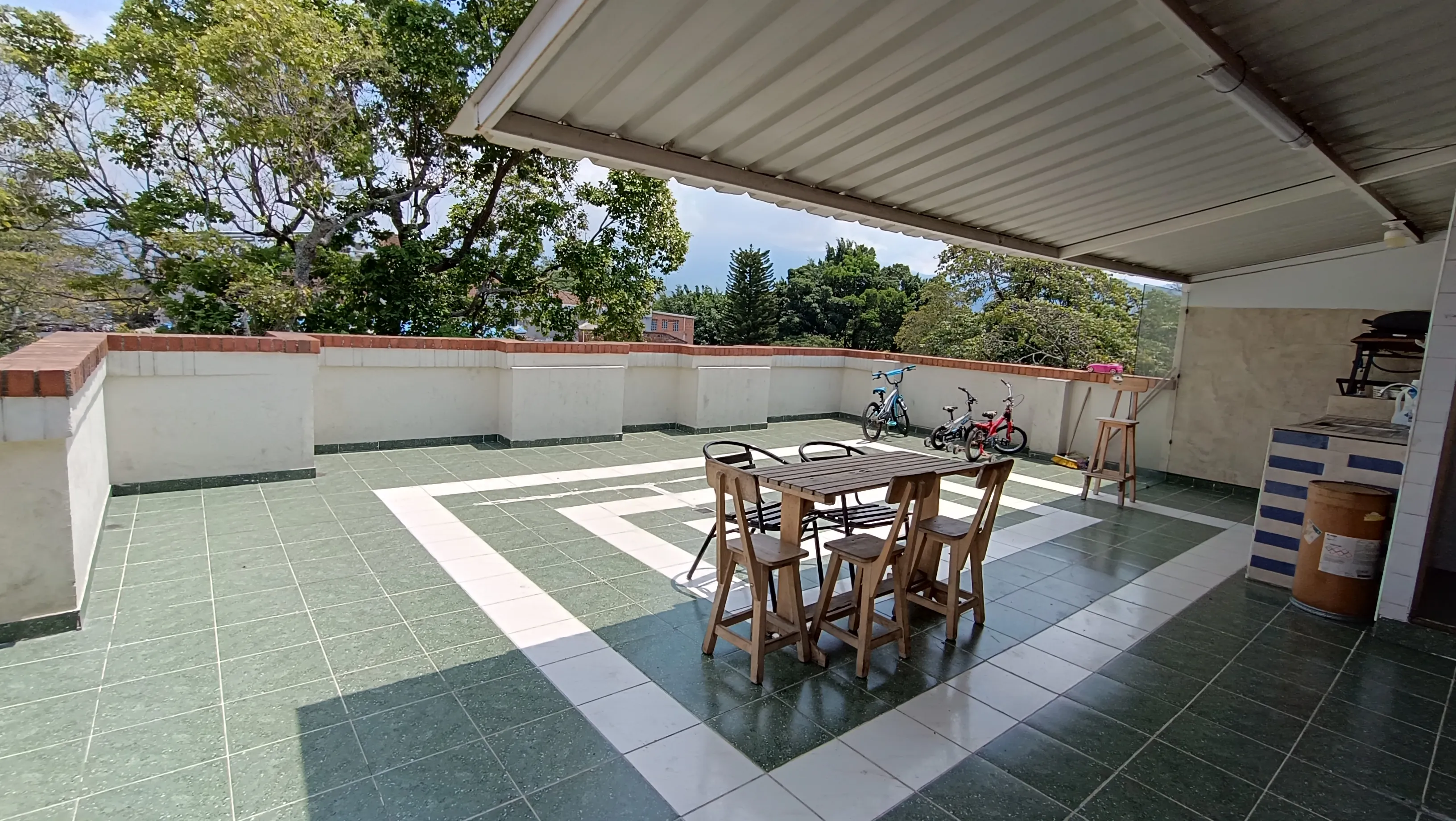 Edificio en Venta - Cali, Villa del Sur Carrera 26C, 240,0 m² (foto 3) — CREBI