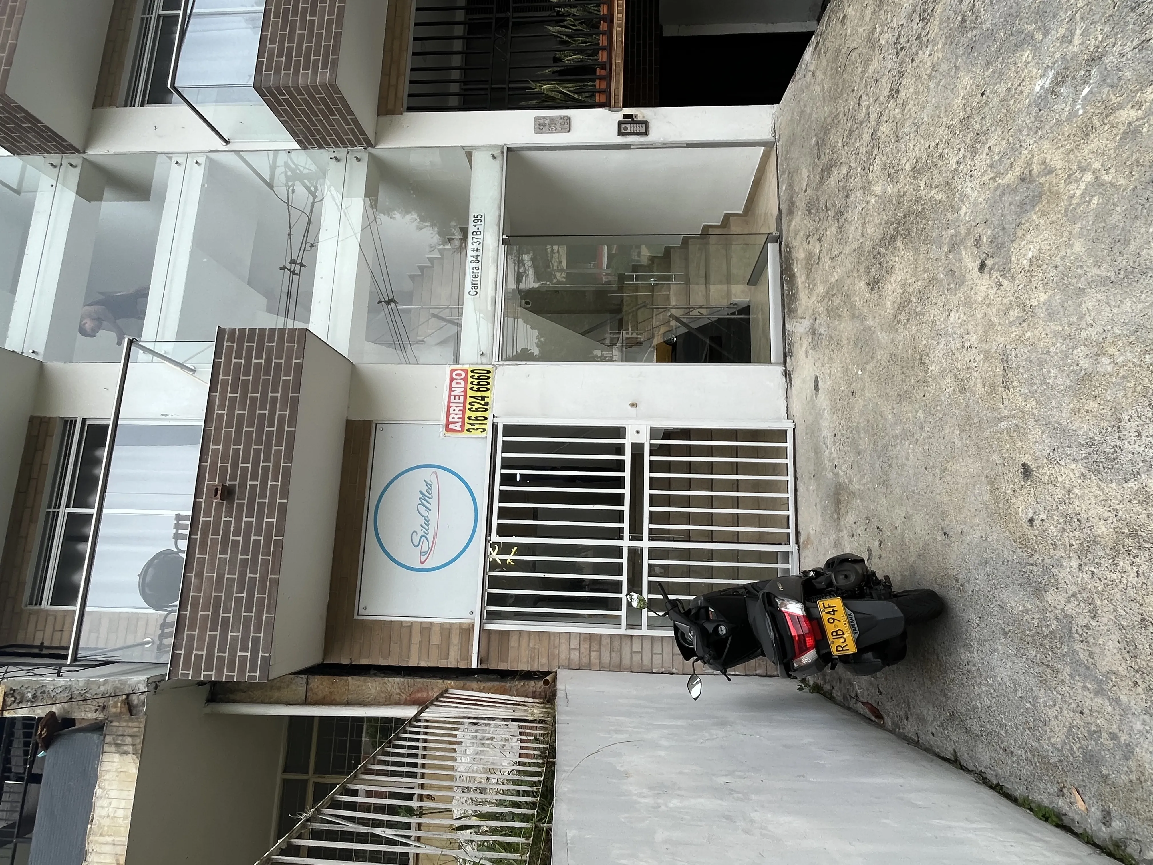 Local en Arriendo en Simón Bolivar, Medellín, 100,0 m² — CREBI
