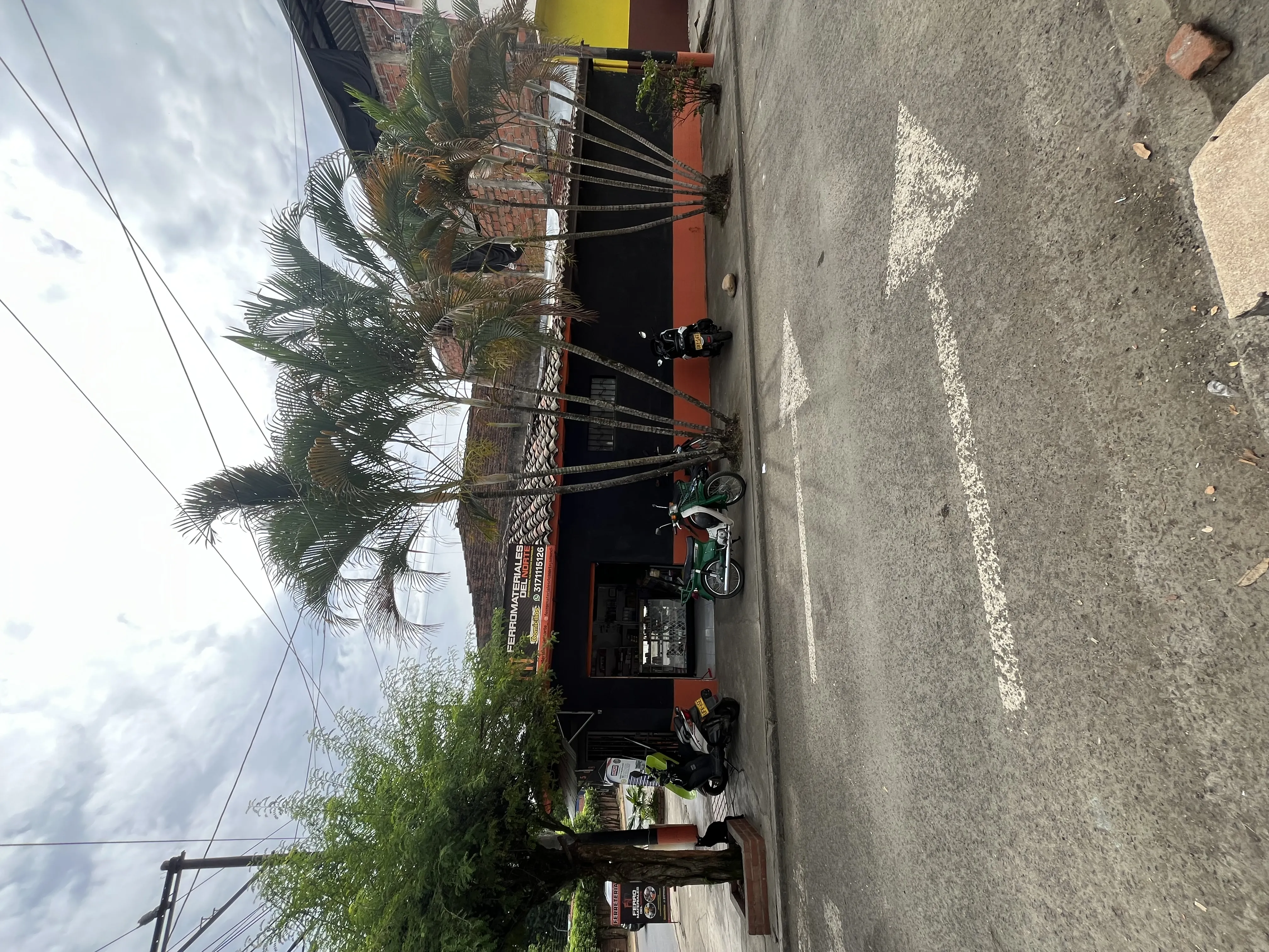 Local en Venta en Calle 5, Jamundí, 242,0 m² (foto 3) — CREBI