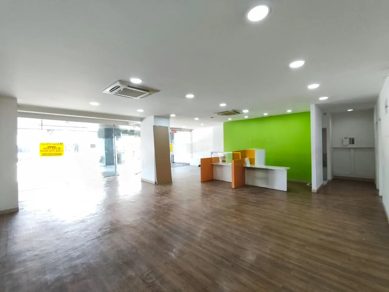 Local en Arriendo - Pereira, Pereira Calle 21, 579,0 m² (foto 2) — CREBI