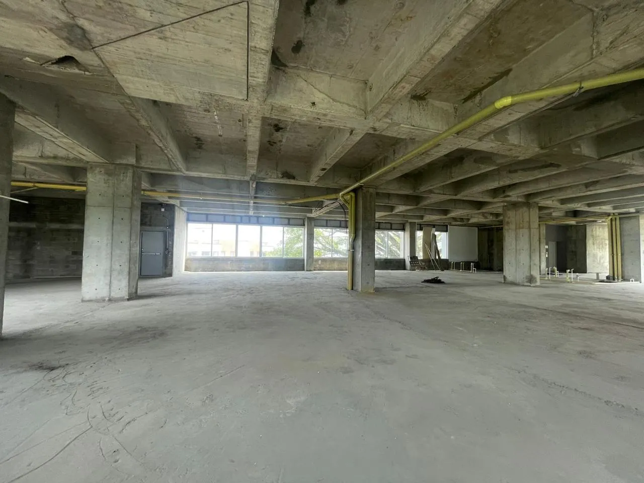 Local en Arriendo - Cali, Parcelaciones Pance Calle 18, 650,0 m² — CREBI