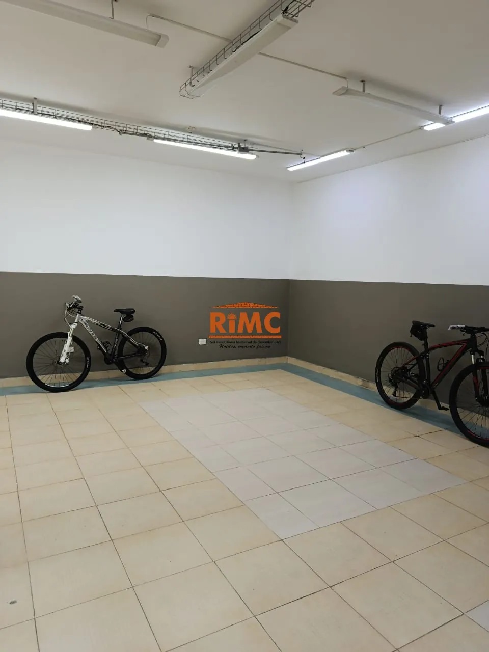 Local en Arriendo - AMCO, Area Metropolitana Centro Occidente, La Pradera Calle 25, 160,0 m² (foto 3) — CREBI