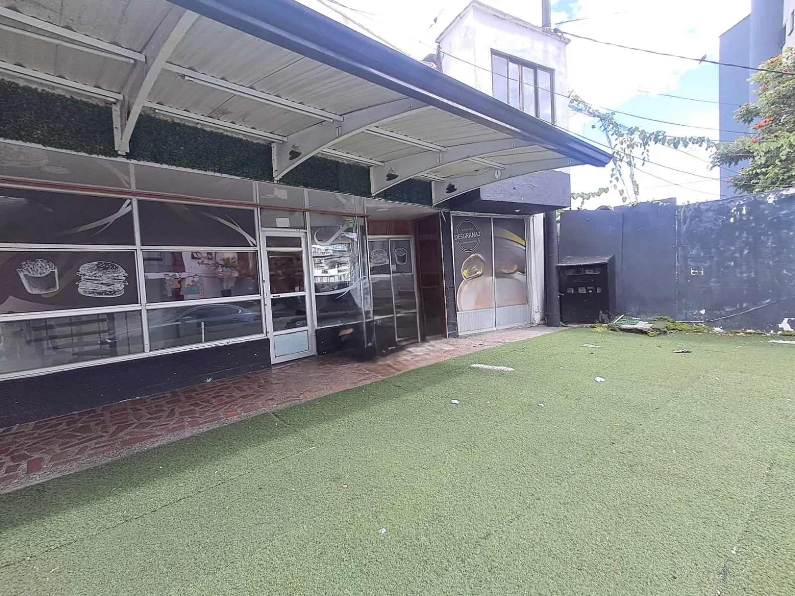 Local en Arriendo en Mayorca, Pereira, 58,0 m² — CREBI