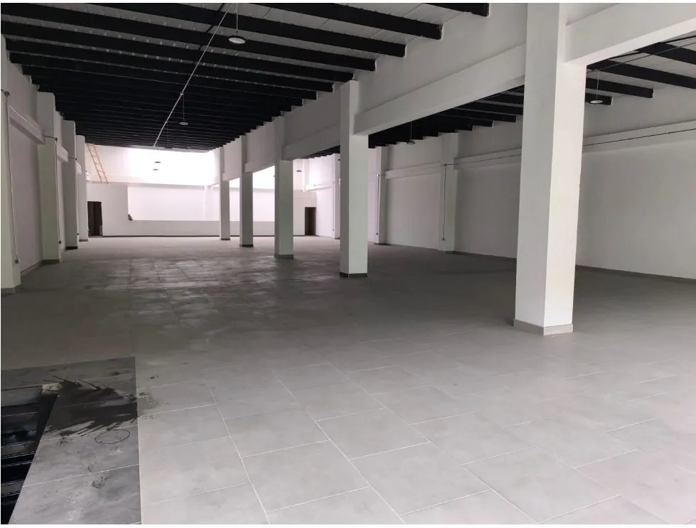 Local en Arriendo - Cuarto de Legua - Guadalupe, Carrera 57, 500,0 m² (foto 3) — CREBI