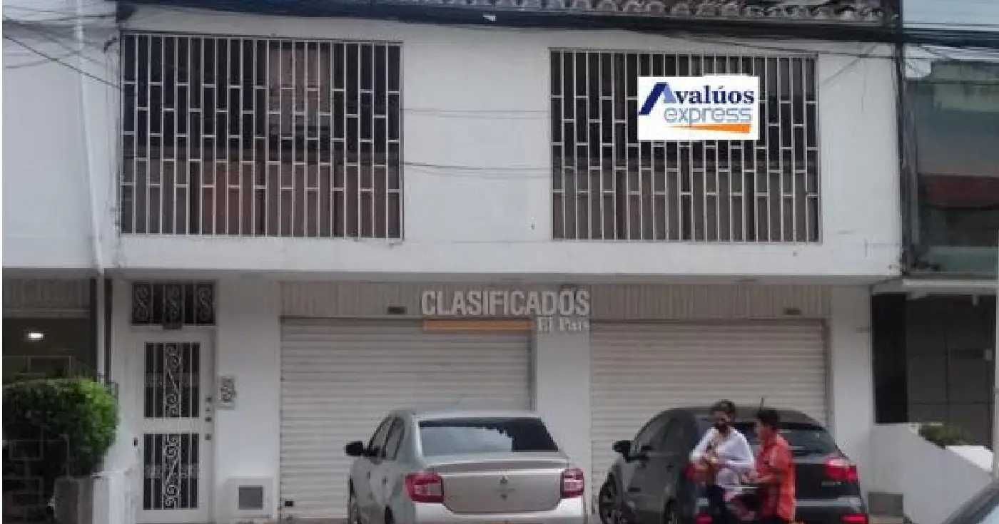Oficina  en Arriendo - San Vicente, Calle 24 Norte, 220,0 m² — CREBI