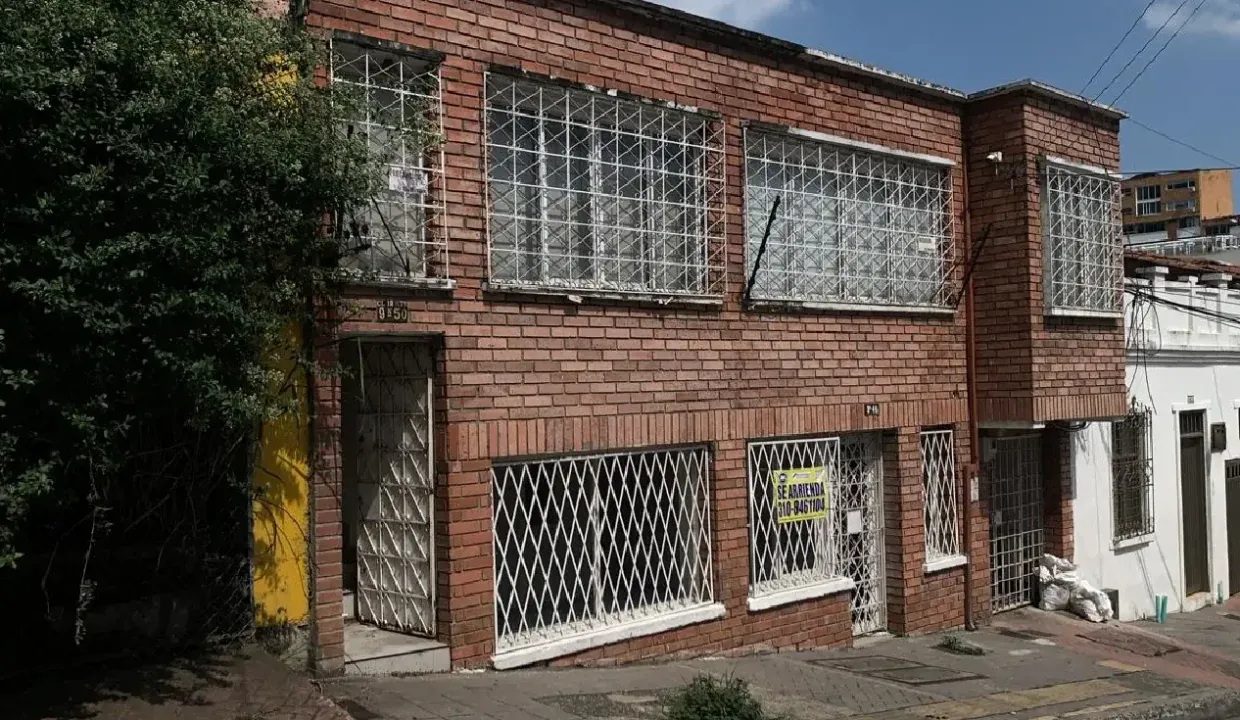 Oficina  en Arriendo - Juanambú, Avenida 9 Norte, 300,0 m² — CREBI