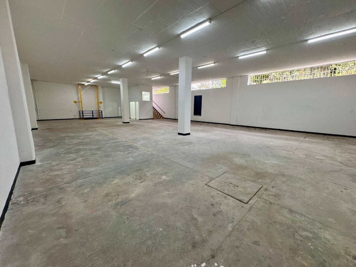 Bodega en Arriendo - Av 30 De Agosto, Pereira, 1500,002 m² (foto 6) — CREBI
