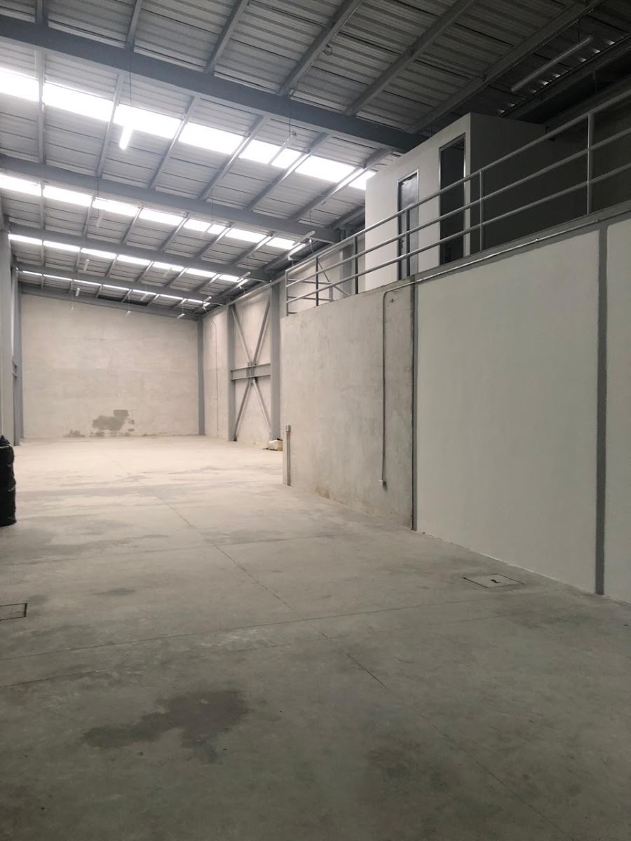 Bodega en Arriendo - Centro, Pereira, 331,002 m² (foto 3) — CREBI