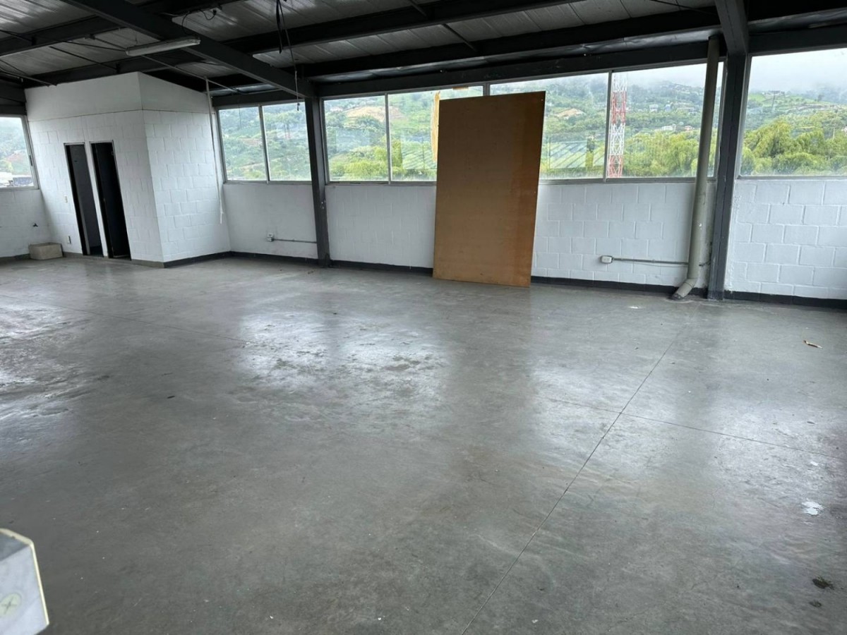 Bodega en Venta - La Badea, Dosquebradas, 1700,002 m² (foto 11) — CREBI