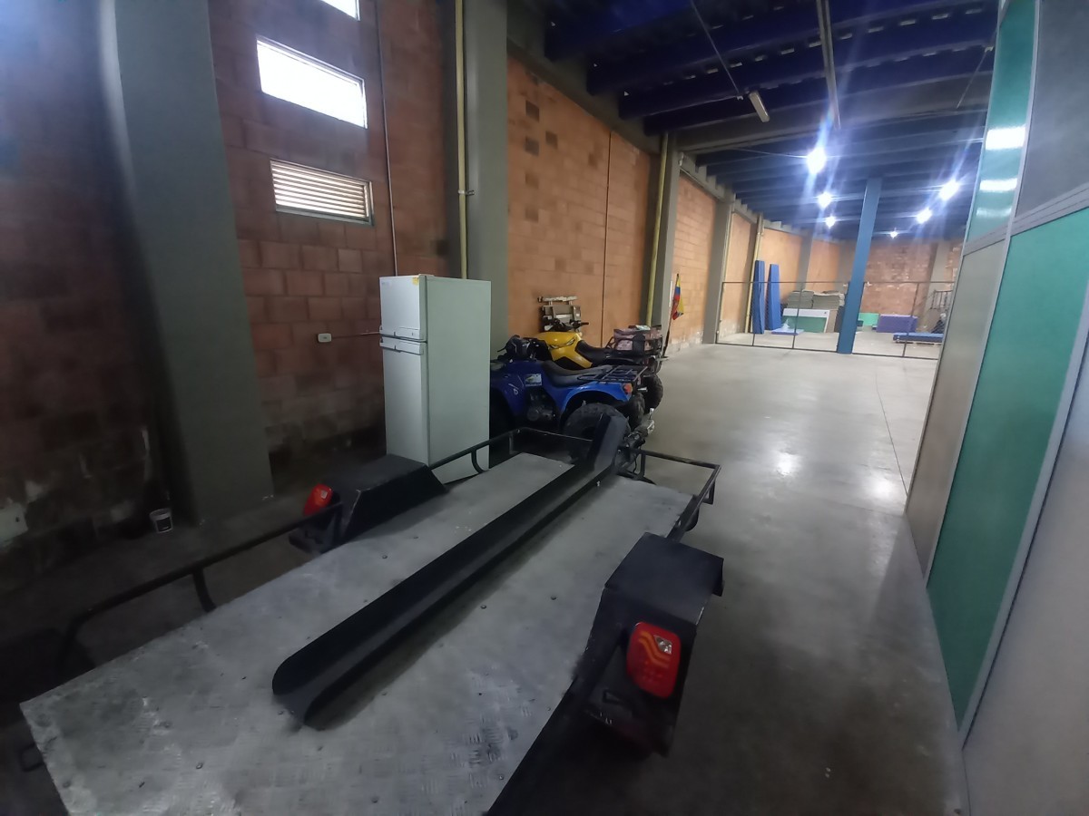 Bodega en Venta - La Badea, Dosquebradas, 1700,002 m² (foto 4) — CREBI