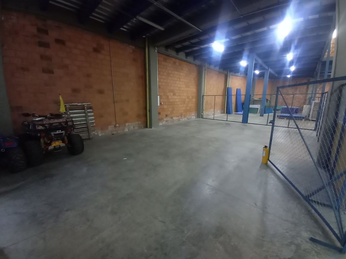 Bodega en Venta - La Badea, Dosquebradas, 1700,002 m² (foto 5) — CREBI