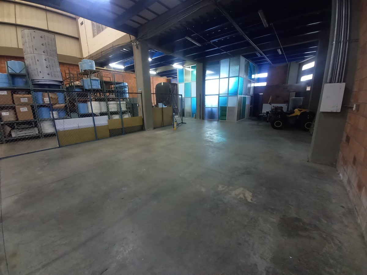 Bodega en Venta - La Badea, Dosquebradas, 1700,002 m² (foto 7) — CREBI