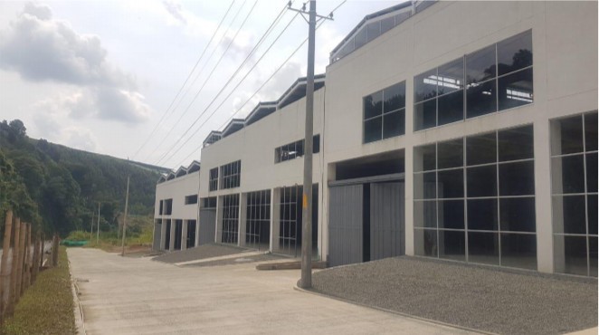 Bodega en Venta - La Romelia, Dosquebradas, 1236,002 m² (foto 3) — CREBI