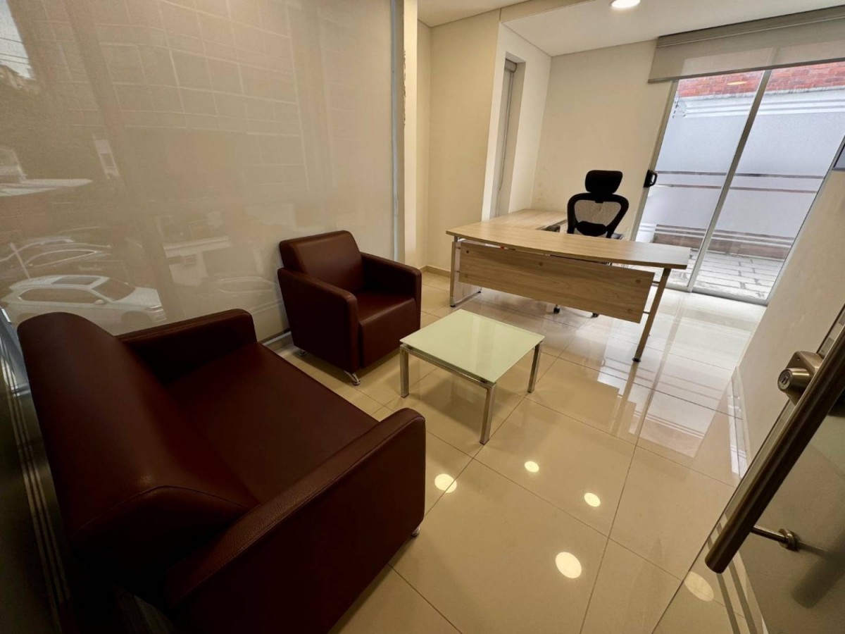 Consultorio en Arriendo - Alpes, Pereira, 170,002 m² (foto 14) — CREBI