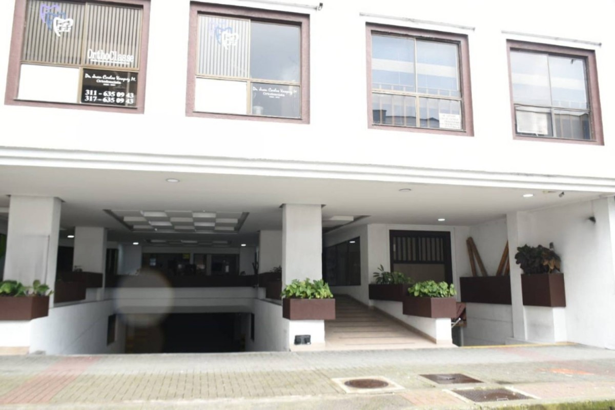Consultorio en Venta - Centro, Pereira, 66,002 m² (foto 2) — CREBI