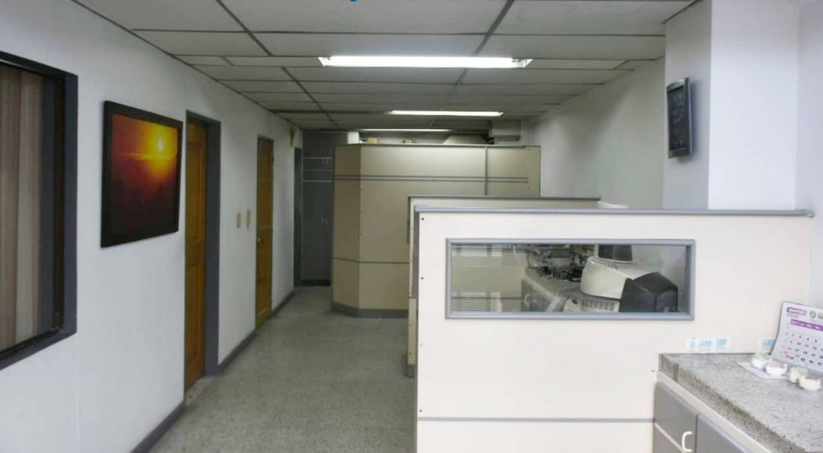 Consultorio en Venta - Centro, Pereira, 66,002 m² (foto 7) — CREBI