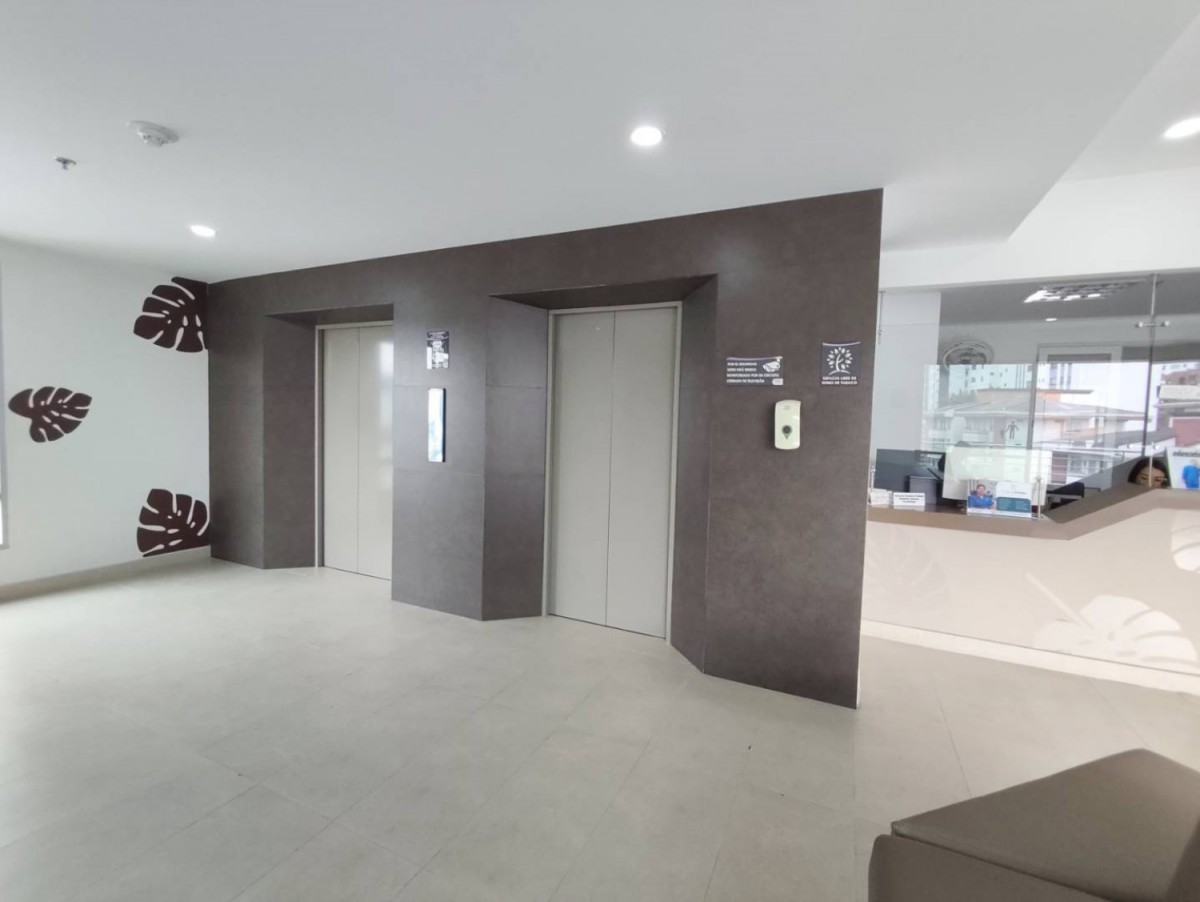 Consultorio en Arriendo - Pinares, Pereira, 66,002 m² (foto 3) — CREBI