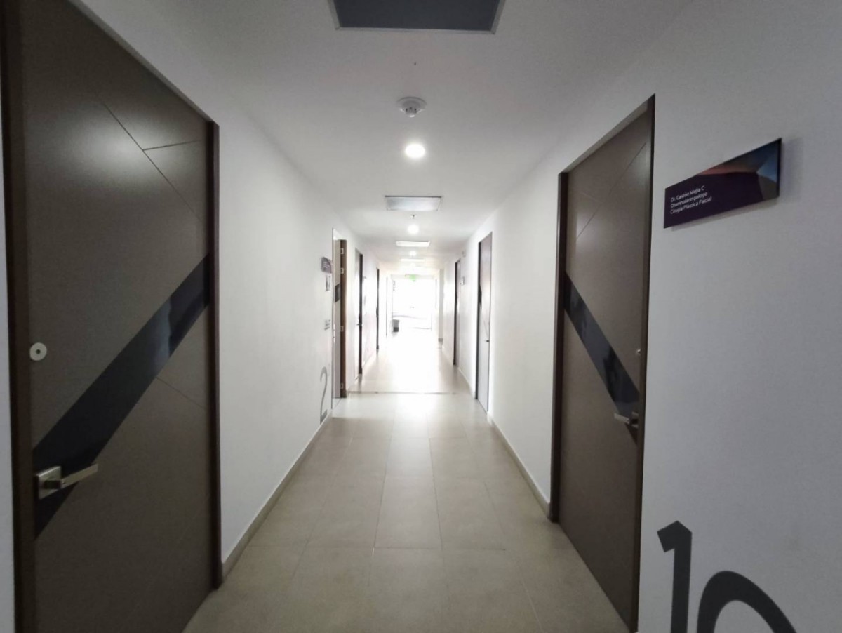 Consultorio en Arriendo - Pinares, Pereira, 66,002 m² (foto 6) — CREBI