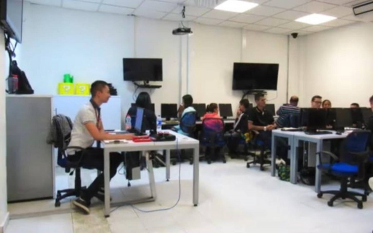 Edificio en Venta - Av 30 De Agosto, Pereira, 3000,002 m² (foto 12) — CREBI