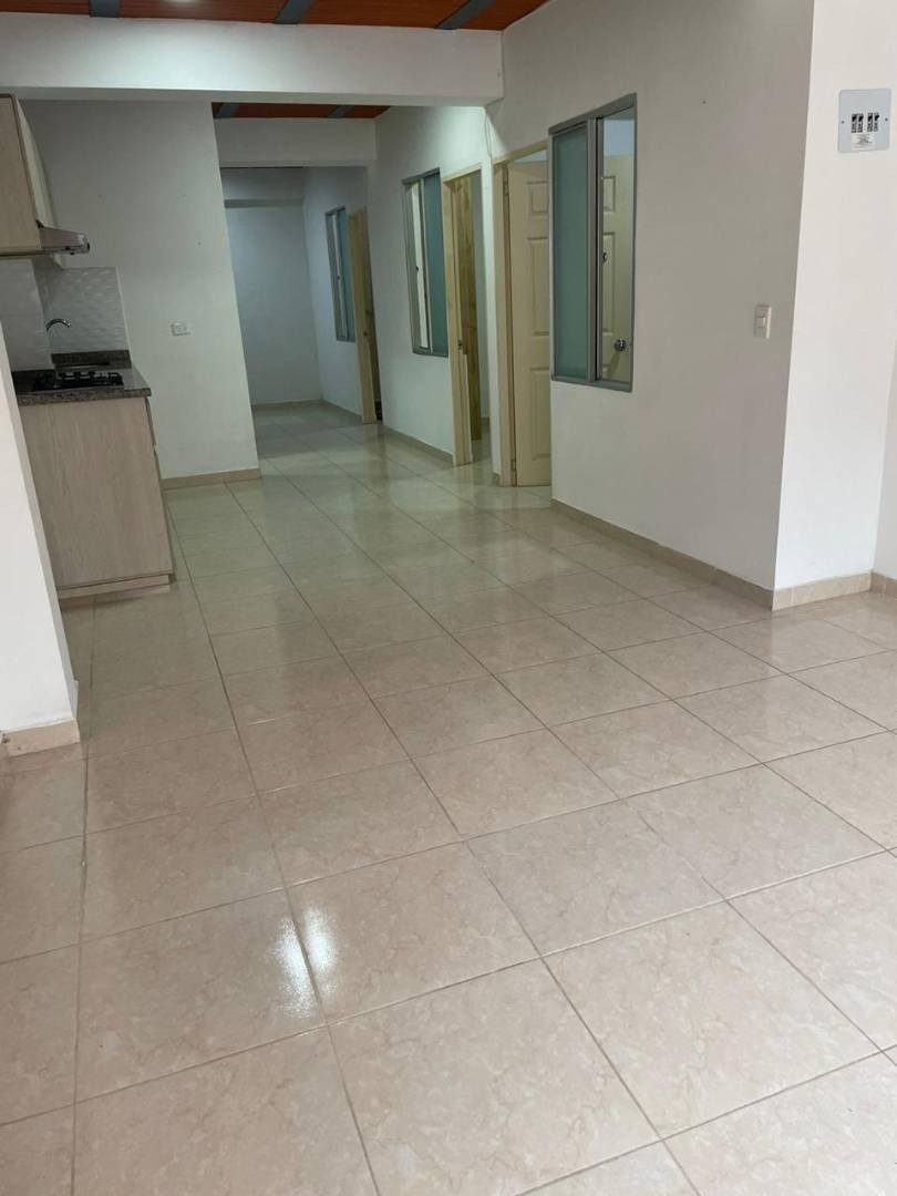 Edificio en Venta - El Poblado Ii, Pereira, 220,002 m² (foto 4) — CREBI