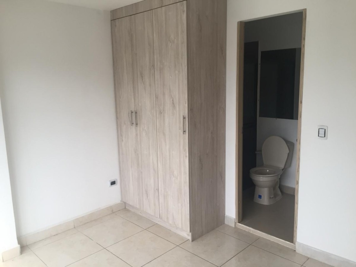 Edificio en Venta - Los Naranjos, Dosquebradas, 120,002 m² (foto 13) — CREBI