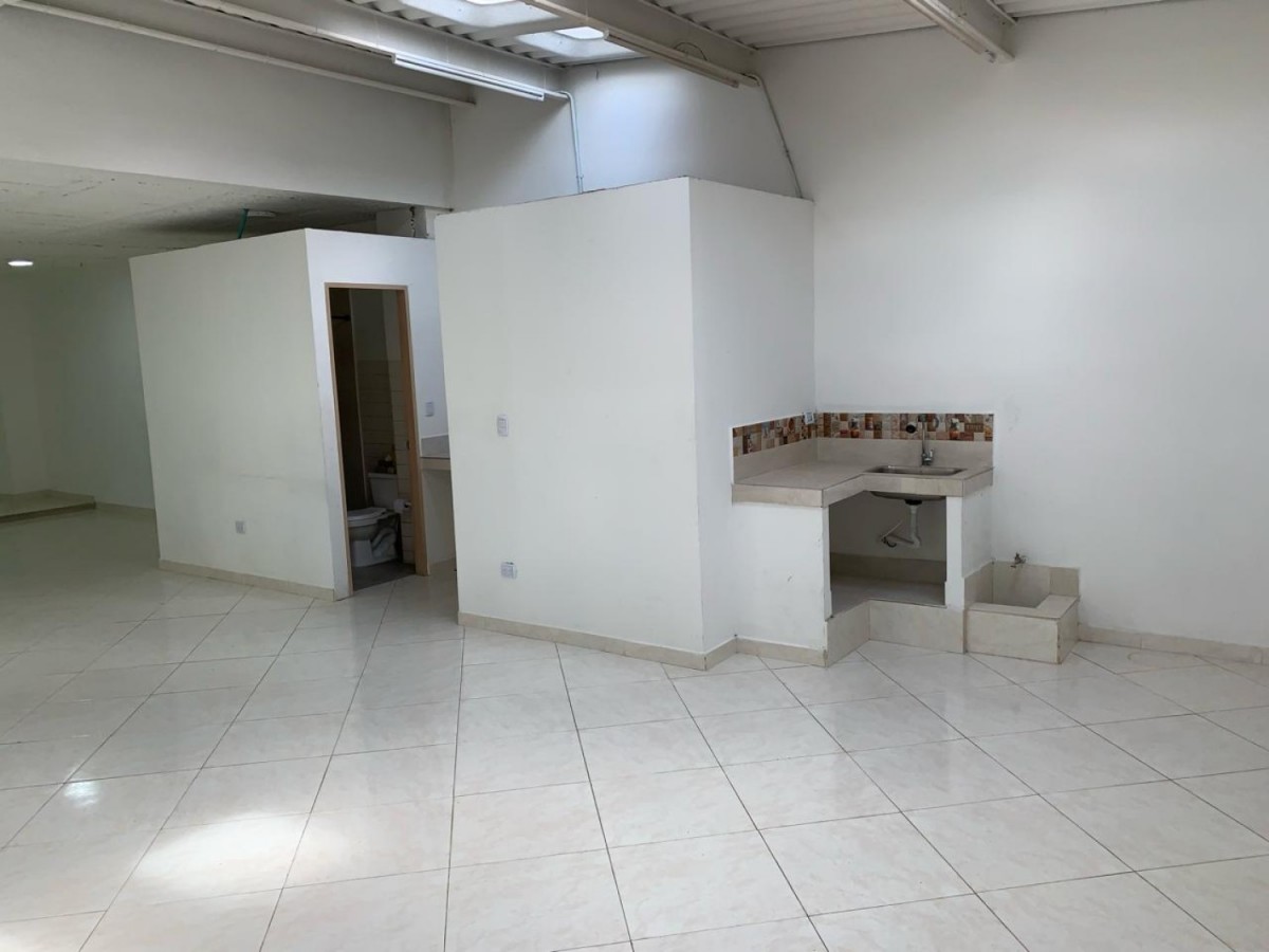 Edificio en Venta - Los Naranjos, Dosquebradas, 120,002 m² (foto 8) — CREBI