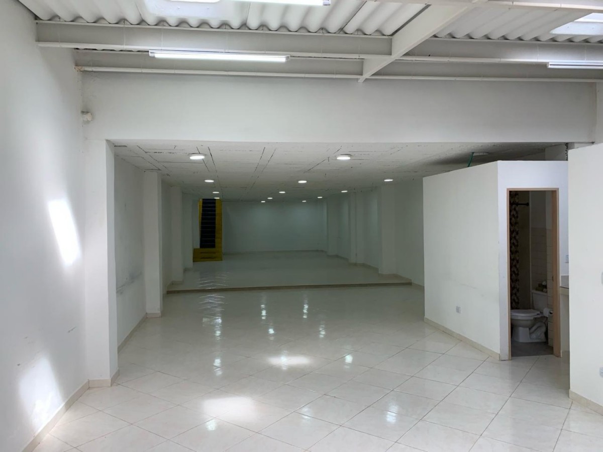Edificio en Venta - Los Naranjos, Dosquebradas, 120,002 m² (foto 9) — CREBI
