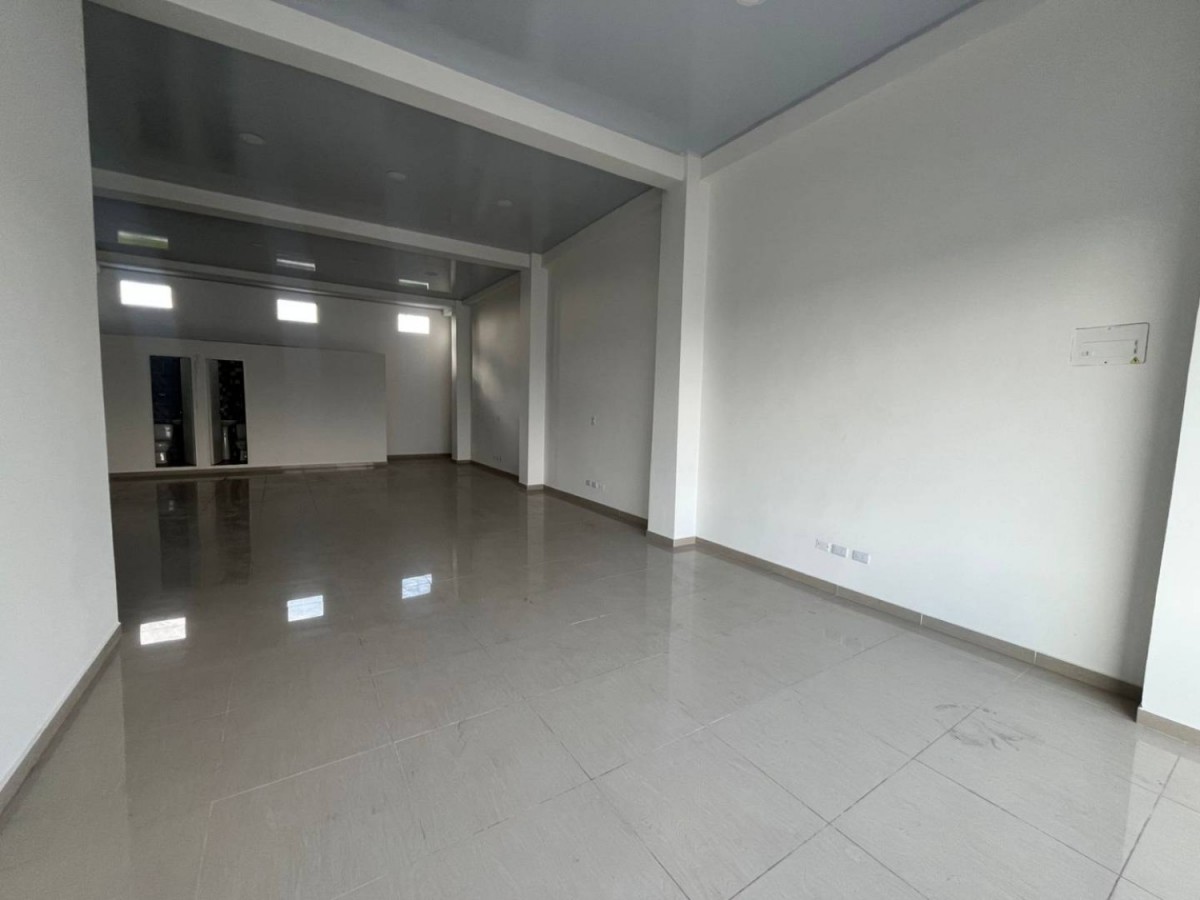 Edificio en Arriendo - San Fernando, Pereira, 133,002 m² (foto 3) — CREBI