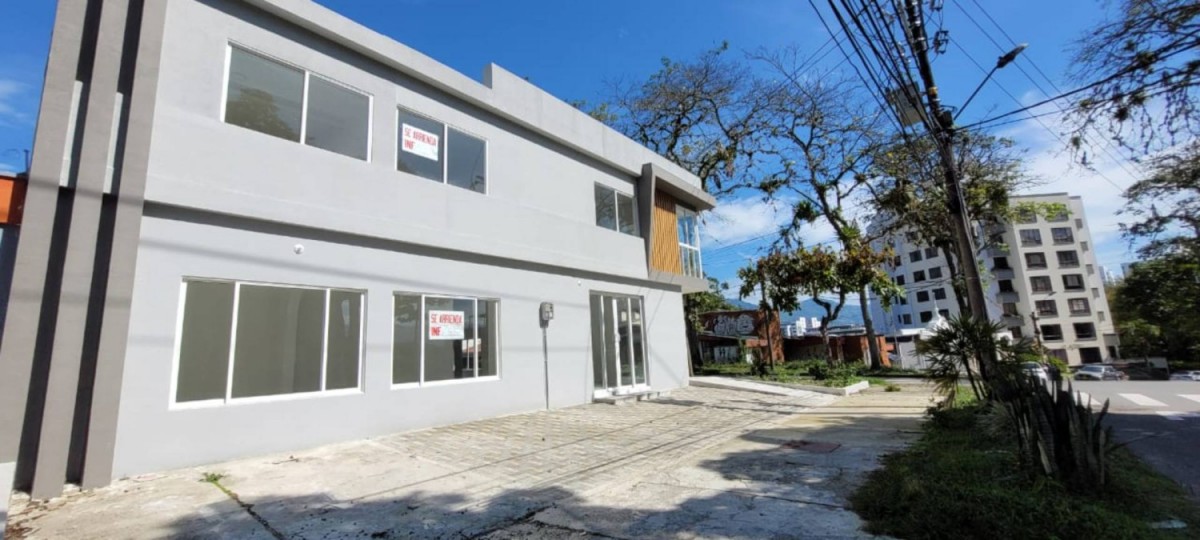 Local en Arriendo - Alamos, Pereira, 256,002 m² (foto 4) — CREBI